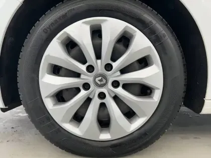 Photo 18 Renault Megane  IV SOCIETE BLUE DCI 95