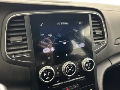 Photo 22 Renault Megane  IV SOCIETE BLUE DCI 95