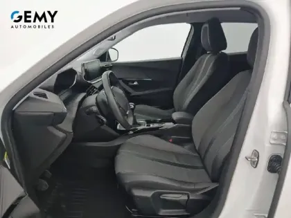 Photo 25 Peugeot 2008  PureTech 100 S&S BVM6