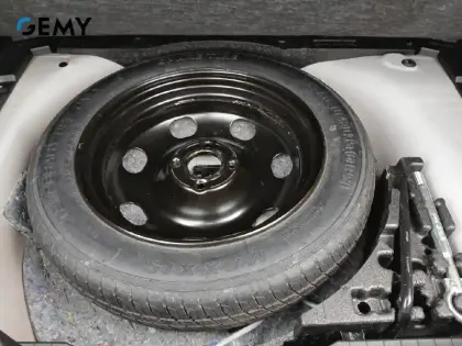 Photo 37 Peugeot 2008  PureTech 100 S&S BVM6