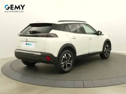 Photo 78 Peugeot 2008  PureTech 100 S&S BVM6