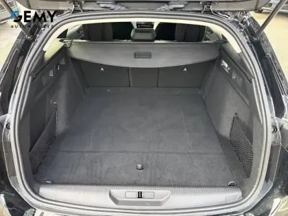 Photo 5 Peugeot 308  SW PHEV 180 e-EAT8