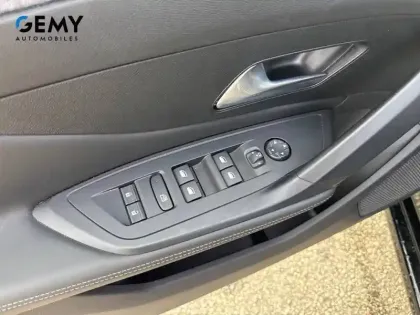 Photo 11 Peugeot 308  SW PHEV 180 e-EAT8