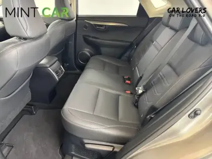 Photo 18 Lexus Nx  300h 4WD