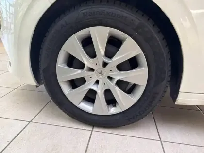 Photo 12 Peugeot 208  PureTech 68ch BVM5