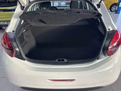 Photo 5 Peugeot 208  PureTech 68ch BVM5