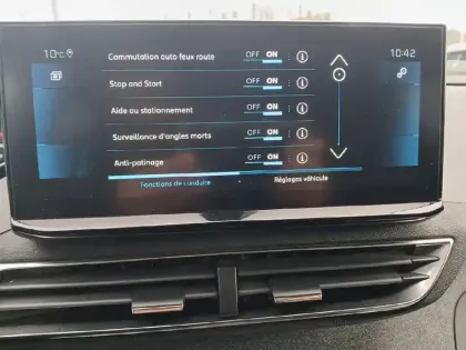 Photo 18 Peugeot 3008  Puretech 130ch S&S EAT8