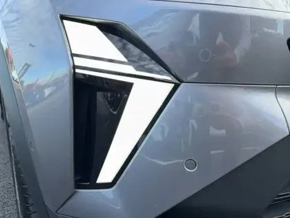 Photo 8 Renault Symbioz  E-Tech full hybrid 145