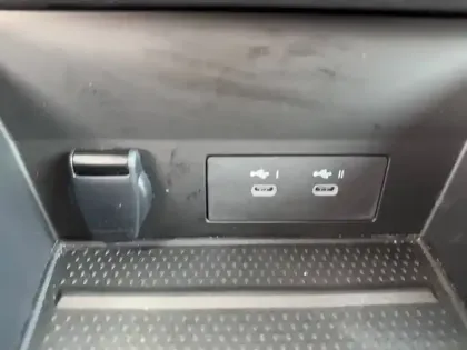 Photo 33 Renault Symbioz  E-Tech full hybrid 145