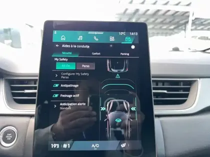 Photo 31 Renault Symbioz  E-Tech full hybrid 145