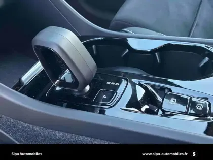 Photo 18 Volvo Xc40  B3 163 ch DCT7