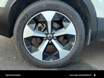 Photo 27 Volvo Xc40  B3 163 ch DCT7