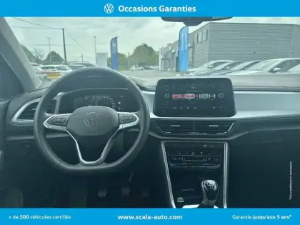 Photo 6 Volkswagen T-roc  1.0 TSI 116 Start/Stop BVM6