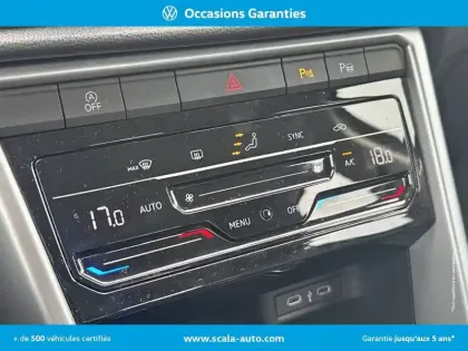 Photo 19 Volkswagen T-roc  1.0 TSI 116 Start/Stop BVM6