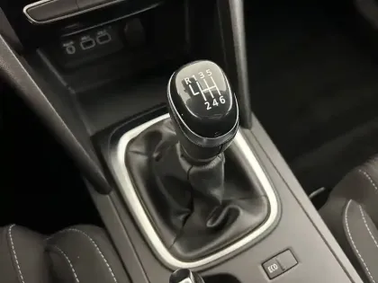 Photo 12 Renault Megane Mégane IV Berline Blue dCi 115 - 21B