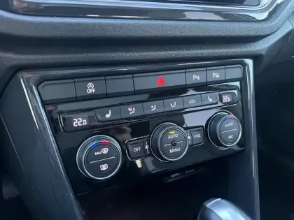 Photo 19 Volkswagen T-roc  1.5 TSI 150 EVO Start/Stop DSG7