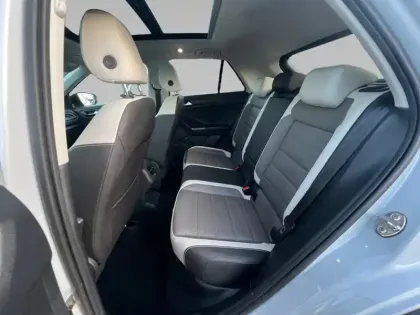 Photo 12 Volkswagen T-roc  1.5 TSI 150 EVO Start/Stop DSG7