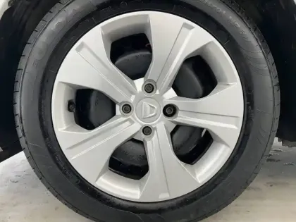 Photo 27 Dacia Sandero  ECO-G 100 - 22