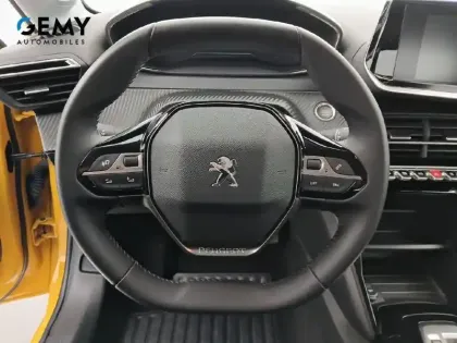 Photo 12 Peugeot 208  Electrique 50 kWh 136ch