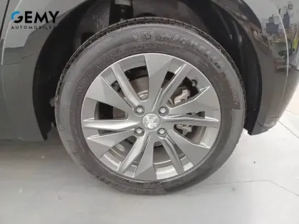 Photo 10 Peugeot 208  Electrique 50 kWh 136ch