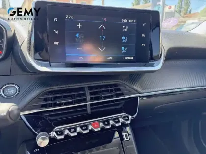 Photo 59 Peugeot 2008  PureTech 130 S&S BVM6