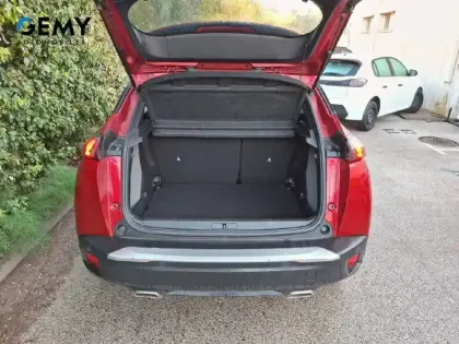 Photo 37 Peugeot 2008  PureTech 130 S&S BVM6