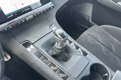 Photo 18 DS Ds 7 DS7 Crossback BlueHDi 130 BVM6