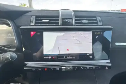 Photo 15 DS Ds 7 DS7 Crossback BlueHDi 130 BVM6