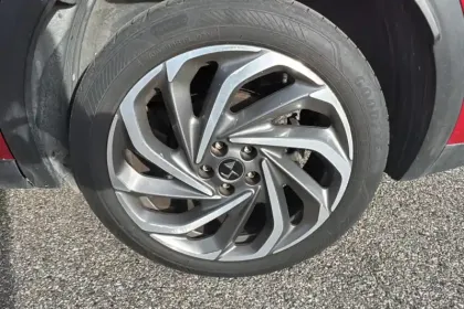 Photo 11 DS Ds 7 DS7 Crossback BlueHDi 130 BVM6