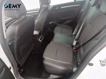 Photo 9 Renault Megane Mégane IV Estate Blue dCi 115