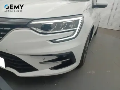 Photo 19 Renault Megane Mégane IV Estate Blue dCi 115