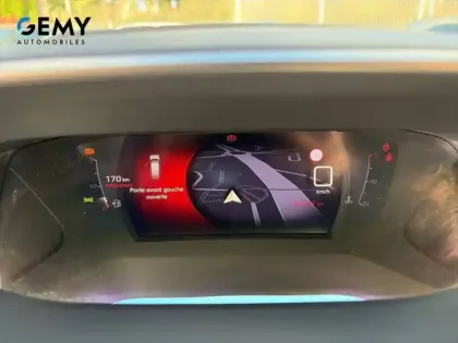 Photo 11 Peugeot 2008  PureTech 130 S&S BVM6