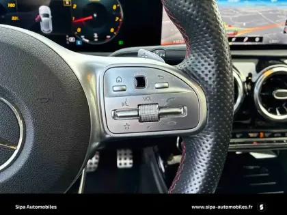 Photo 24 Mercedes Classe A  200 7G-DCT