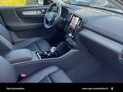 Photo 27 Volvo Xc40  B3 163 ch DCT7