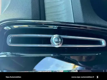 Photo 15 Volvo Xc40  B3 163 ch DCT7