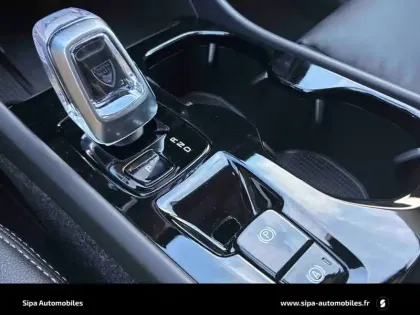 Photo 16 Volvo Xc40  B3 163 ch DCT7