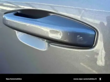 Photo 28 Volvo Xc40  B3 163 ch DCT7