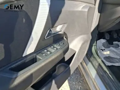 Photo 21 Citroën C4  PureTech 100 S&S BVM6