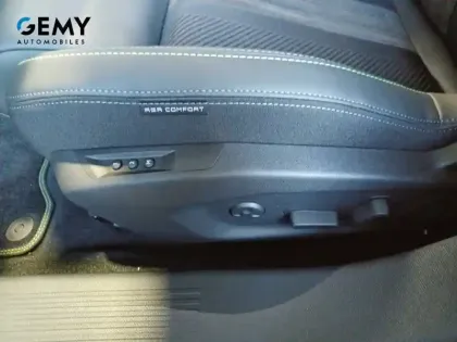 Photo 14 Peugeot 308  Hybrid 145 e-DCS6