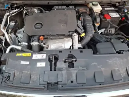 Photo 11 Peugeot 308  BlueHDi 130ch S&S EAT8