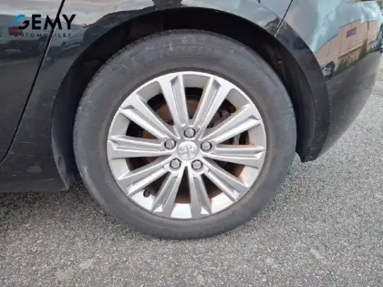 Photo 10 Peugeot 308  BlueHDi 130ch S&S EAT8