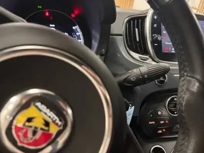 Photo 85 Abarth 500 595 1.4 Turbo 16V T-Jet 145 ch BVM5