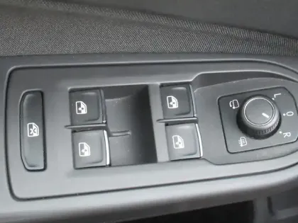 Photo 22 Volkswagen Golf  2.0 TDI SCR 150 DSG7