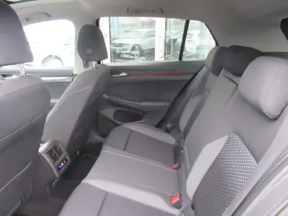 Photo 18 Volkswagen Golf  2.0 TDI SCR 150 DSG7