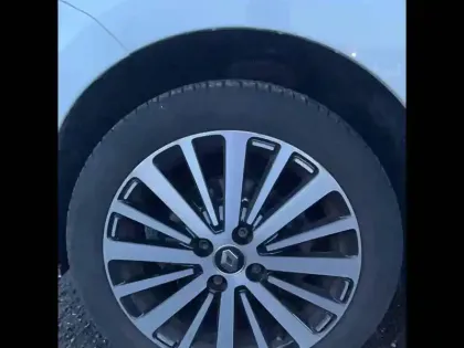 Photo 18 Renault Twingo  III TCe 95 EDC