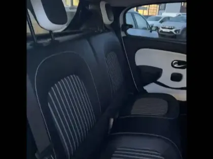 Photo 20 Renault Twingo  III TCe 95 EDC