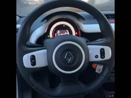 Photo 9 Renault Twingo  III TCe 95 EDC