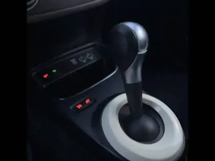 Photo 12 Renault Twingo  III TCe 95 EDC