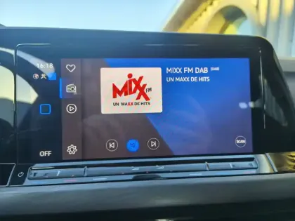 Photo 10 Volkswagen Golf  1.5 eTSI OPF 150 DSG7