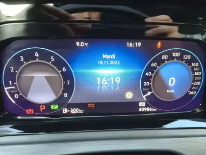 Photo 13 Volkswagen Golf  1.5 eTSI OPF 150 DSG7